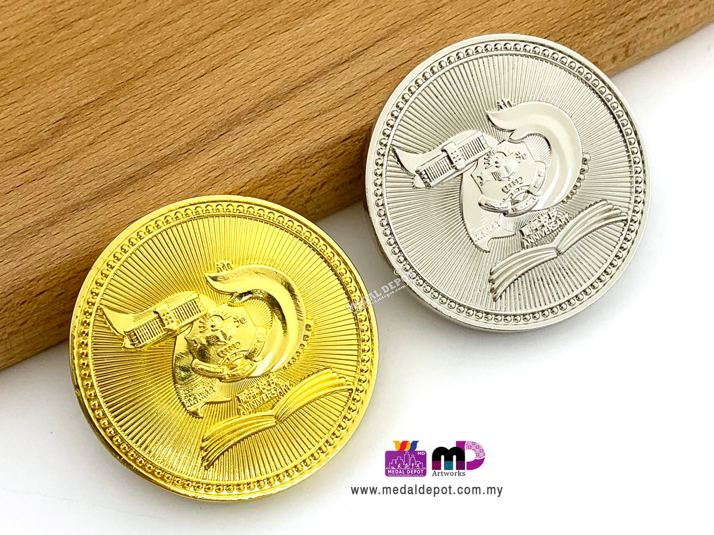 SJKC True Light Commemorative Coin 真光学校纪念币