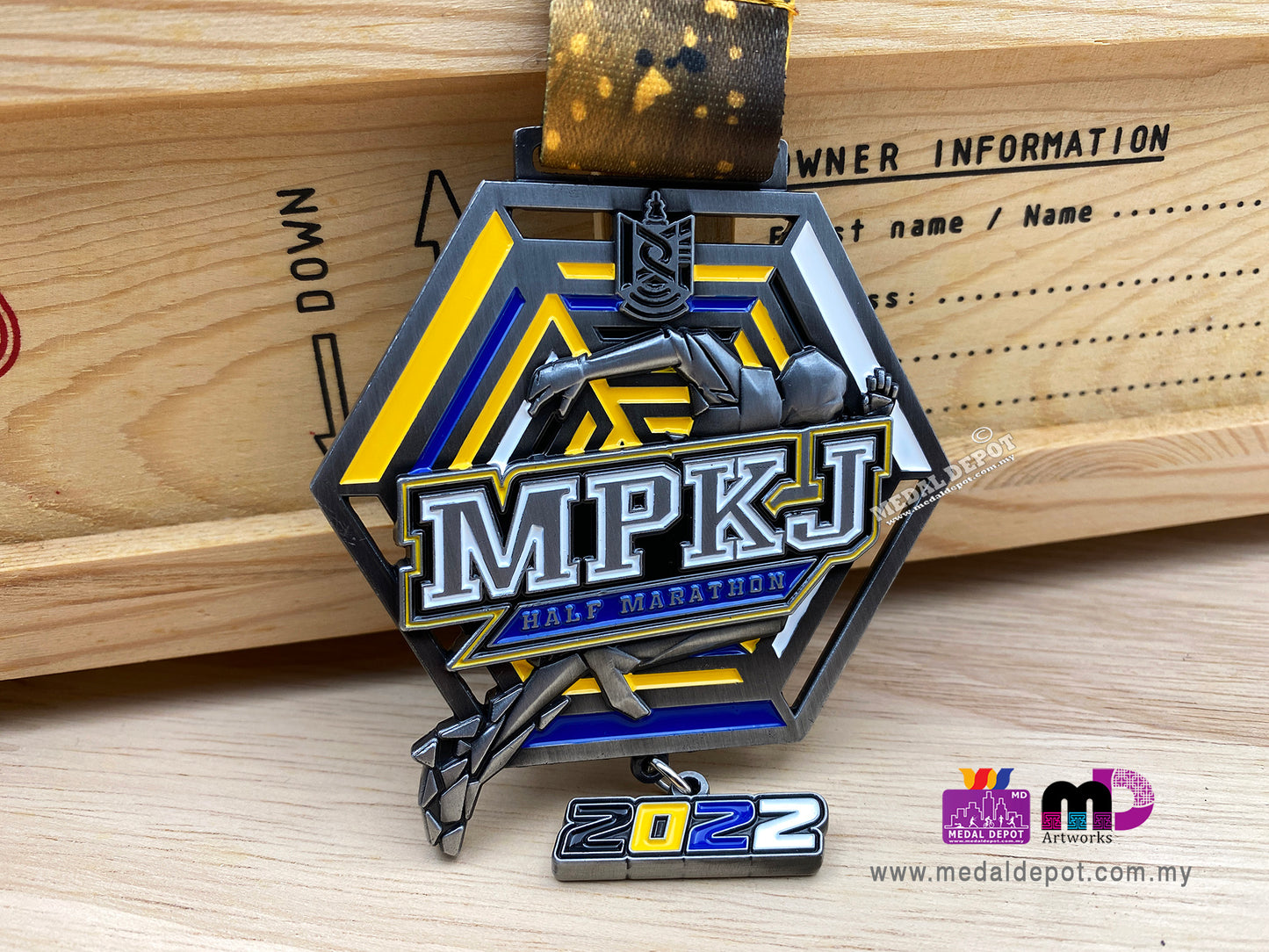 MPKJ Half Marathon 2022 medal